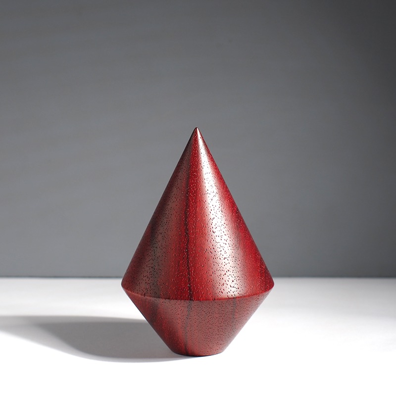 Houten mini urn model Salvia van Bosurn.nl in padoek