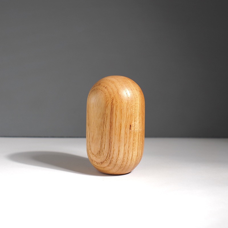 Houten mini urn model Brem van Bosurn.nl in essen