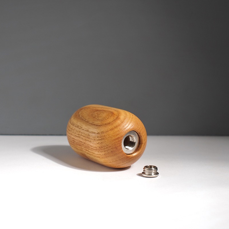 Sluiting houten mini urn model Brem van Bosurn.nl in essen