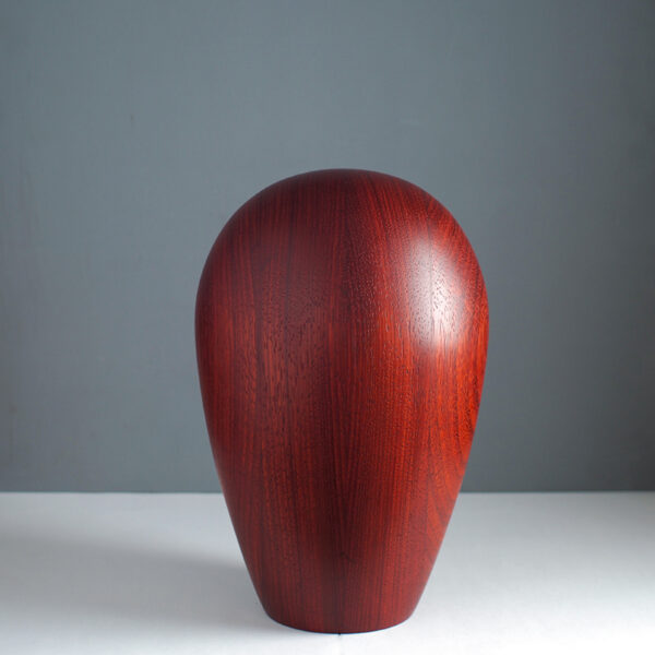 Houten grote urn model Heemst van Bosurn in padoek