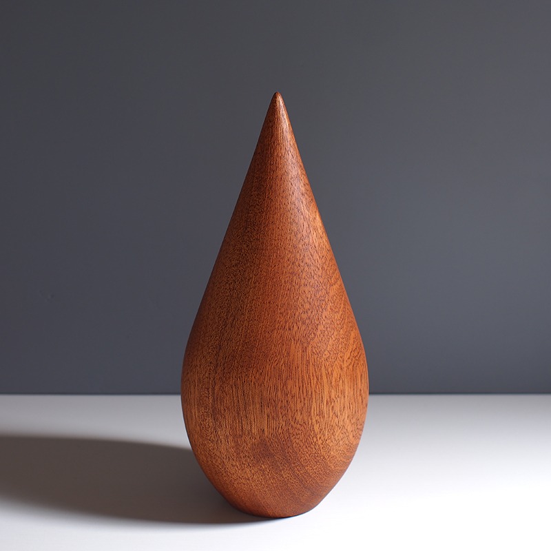 Houten middelgrote urn model Weegbree van Bosurn.nl in mahonie